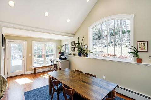 54 Blake Rd, Brookline, MA 02445 photo 10