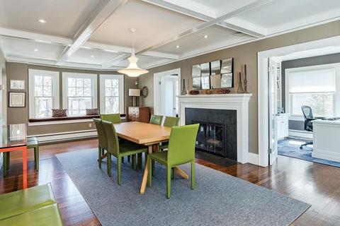 54 Blake Rd, Brookline, MA 02445 photo 8