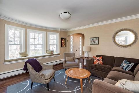54 Blake Rd, Brookline, MA 02445 photo 5