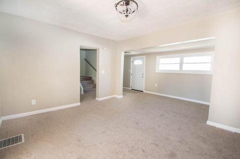 31 Governor St, Springfield, MA 01104 photo 6