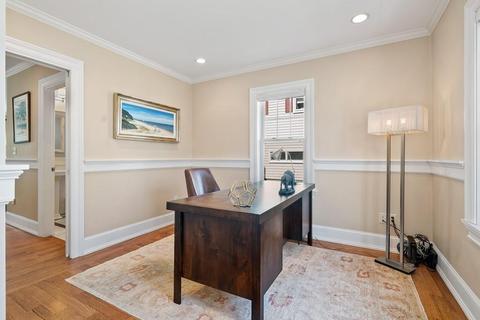 41 Pilgrim Rd, Marblehead, MA 01945 photo 11