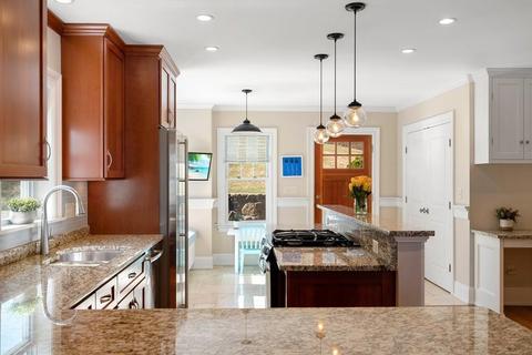 41 Pilgrim Rd, Marblehead, MA 01945 photo 6