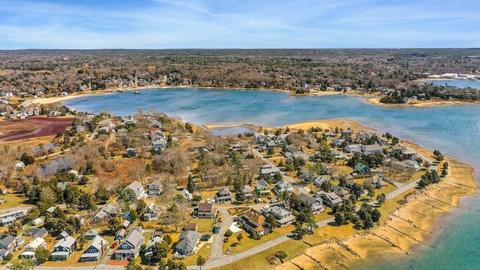 16 Massasoit Ave, Mashpee, MA 02649 photo 5