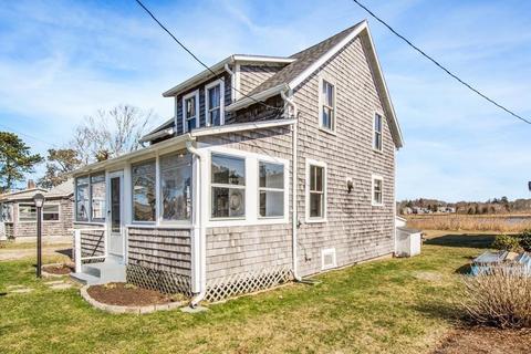 16 Massasoit Ave, Mashpee, MA 02649 photo 8