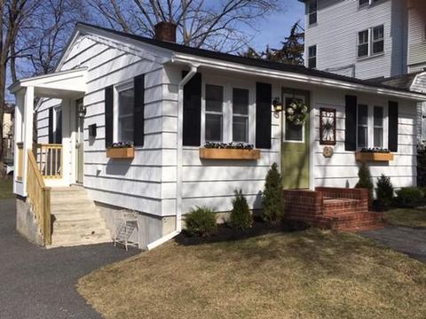 2 Glade St, Worcester, MA 01610 photo 1