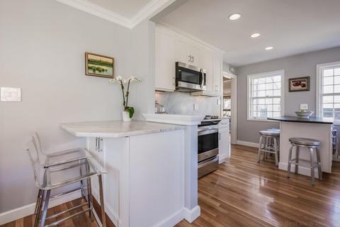 9 Cape Cod Ln, Milton, MA 02186 photo 6