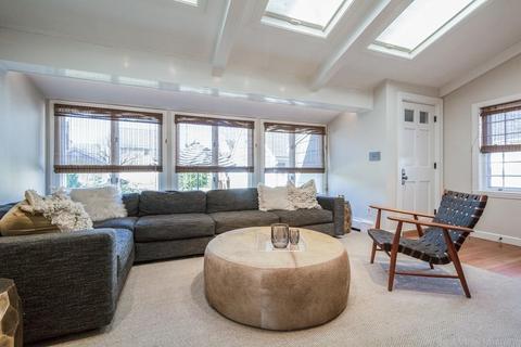 9 Cape Cod Ln, Milton, MA 02186 photo 9