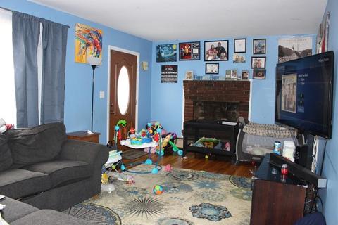 381 Twichell St, Athol, MA 01331 photo 4