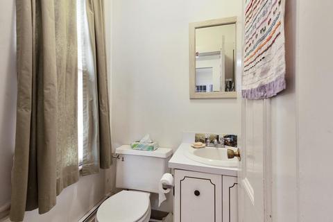 294 Walnut St #1, Brookline, MA 02445 photo 15