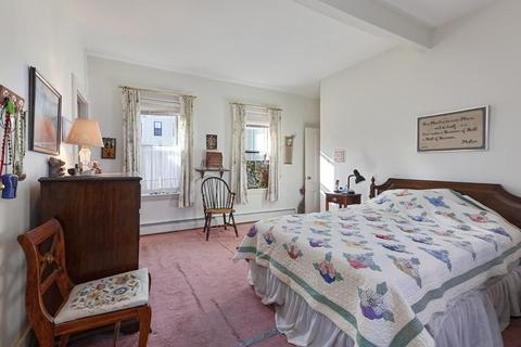 294 Walnut St #1, Brookline, MA 02445 photo 12