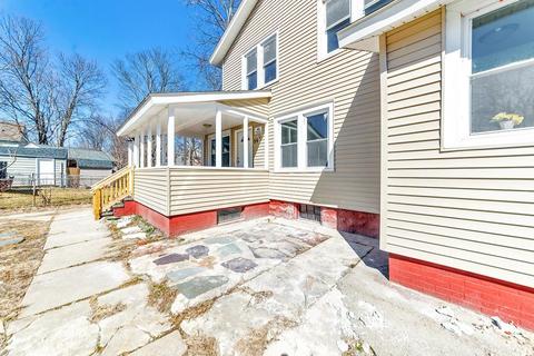 59 Norfolk St, Springfield, MA 01109 photo 2