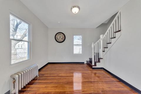 59 Norfolk St, Springfield, MA 01109 photo 3