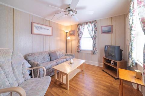 8 Robin Ln, Hampton, NH 03842 photo 12