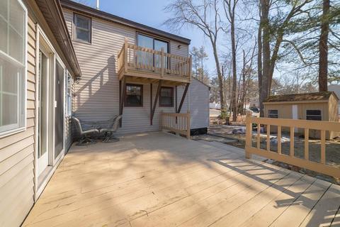 8 Robin Ln, Hampton, NH 03842 photo 3