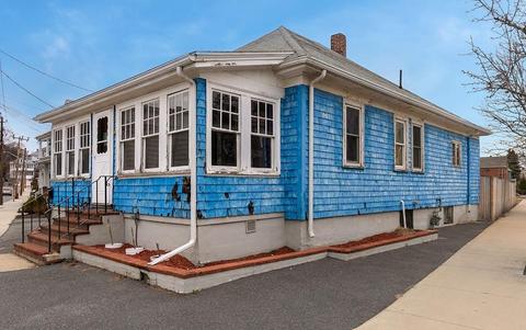 111 Woodlawn St, Everett, MA 02149 photo 1