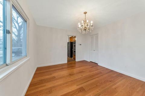 201 Overlook Dr, Springfield, MA 01118 photo 15