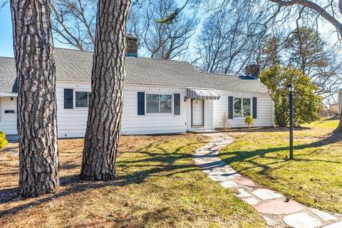 201 Overlook Dr, Springfield, MA 01118 photo 3