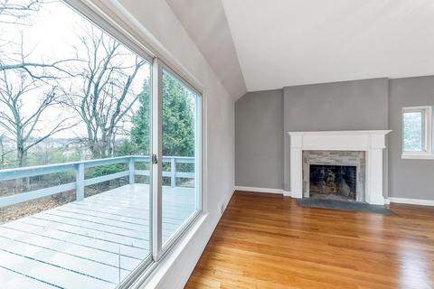 201 Overlook Dr, Springfield, MA 01118 photo 12