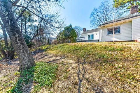 201 Overlook Dr, Springfield, MA 01118 photo 10