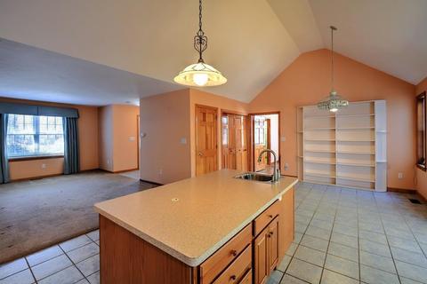 81 Meadowbrook Rd, Mashpee, MA 02649 photo 4