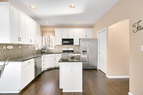 39 Foundry Rd, Sharon, MA 02067 photo 4