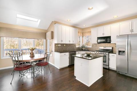 39 Foundry Rd, Sharon, MA 02067 photo 3