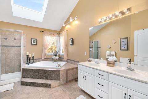 39 Foundry Rd, Sharon, MA 02067 photo 13