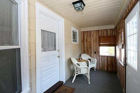 28 Eastern Ave, Beverly, MA 01915 photo 5