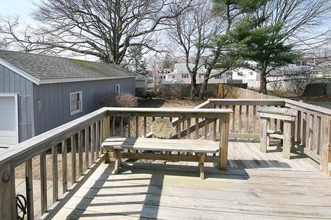 28 Eastern Ave, Beverly, MA 01915 photo 4