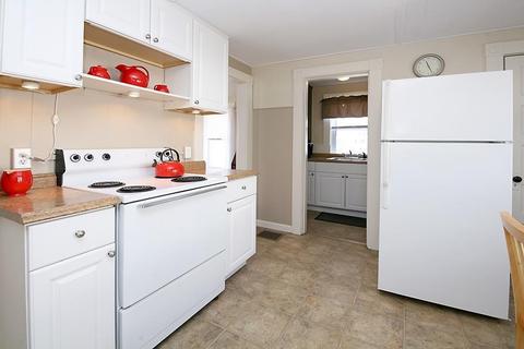 28 Eastern Ave, Beverly, MA 01915 photo 17