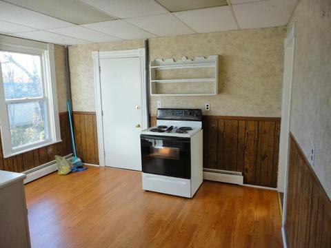 120 Laurel St, Athol, MA 01331 photo 4