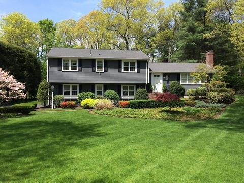 4 Mast Hill Rd, Hingham, MA 02043 photo 1