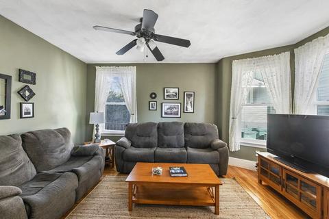 53 Cherry St, Lynn, MA 01902 photo 2