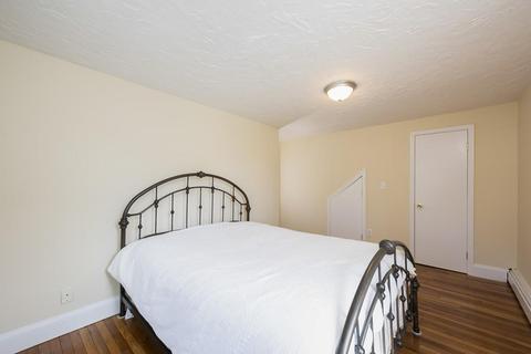 196 Bridge St, Dedham, MA 02026 photo 13