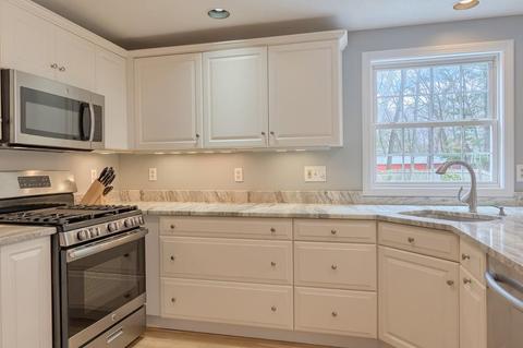 4 Garrison Rd, Dracut, MA 01826 photo 7