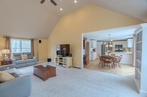 4 Garrison Rd, Dracut, MA 01826 photo 14