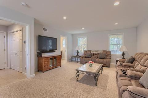 8 Beale St, Worcester, MA 01606 photo 21
