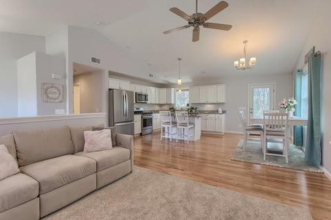 8 Beale St, Worcester, MA 01606 photo 4