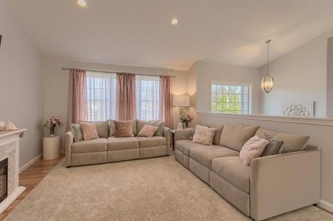 8 Beale St, Worcester, MA 01606 photo 6