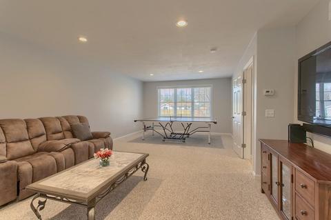 8 Beale St, Worcester, MA 01606 photo 22