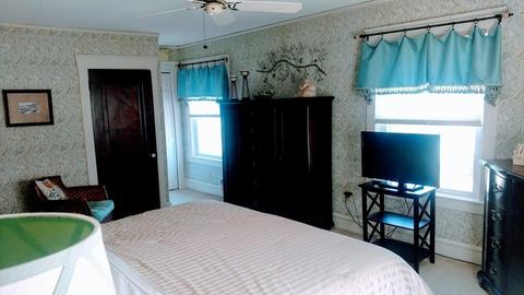 896 Madison, Fall River, MA 02720 photo 13