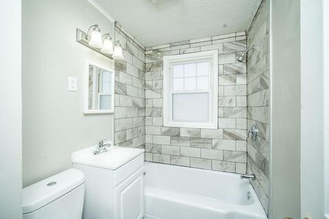 15 Fairway Dr, Springfield, MA 01108 photo 10