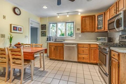 67 Green St, Needham, MA 02492 photo 13