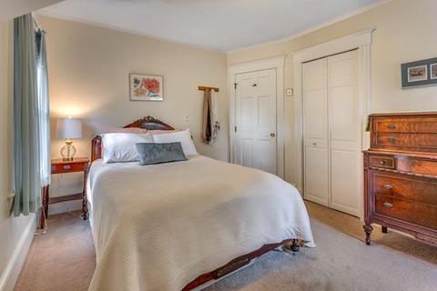 67 Green St, Needham, MA 02492 photo 19