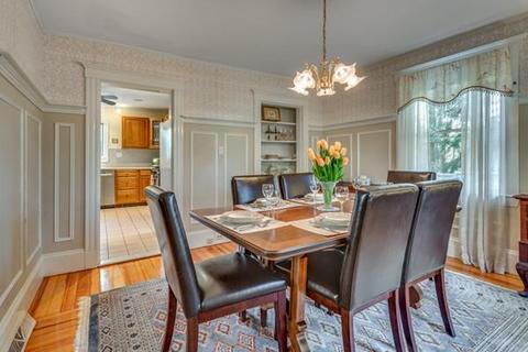 67 Green St, Needham, MA 02492 photo 11