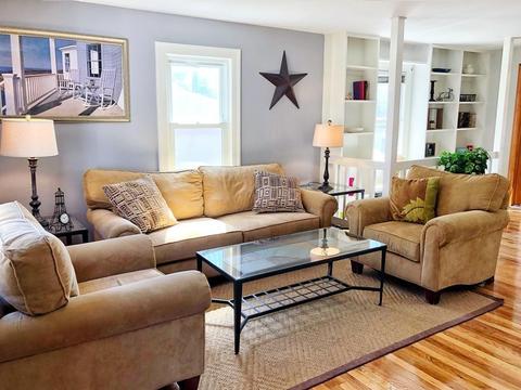 26 Clive St, Worcester, MA 01603 photo 2