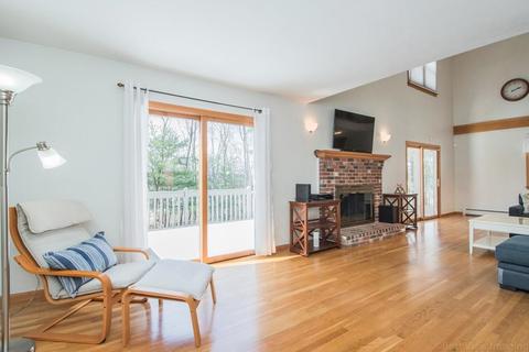2369 N Main St, Lancaster, MA 01523 photo 10