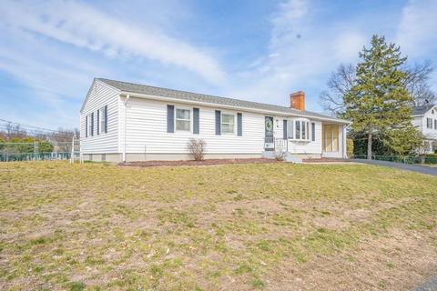 80 Dunn St, Chicopee, MA 01020 photo 3