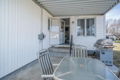 80 Dunn St, Chicopee, MA 01020 photo 5