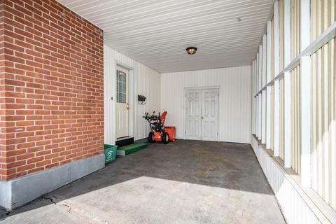 80 Dunn St, Chicopee, MA 01020 photo 6